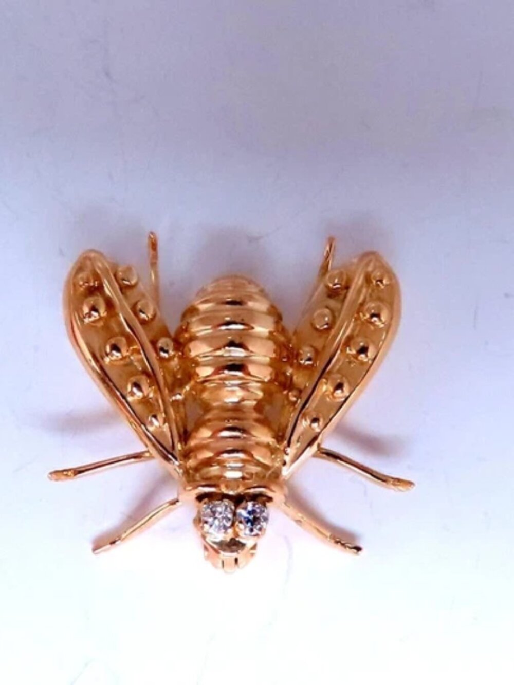 0.06ct natural diamonds 3D Still Life Honey Bee 14kt Gold 12565*